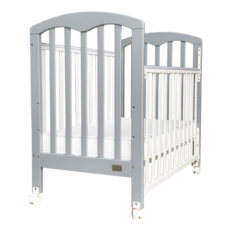 baby cot with wheels