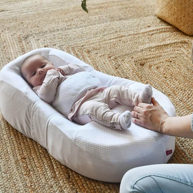 Red Castle | Cocoonababy Cocoonababy Nest with Fitted Sheet - (0-4 mos) - Jersey, Leaf